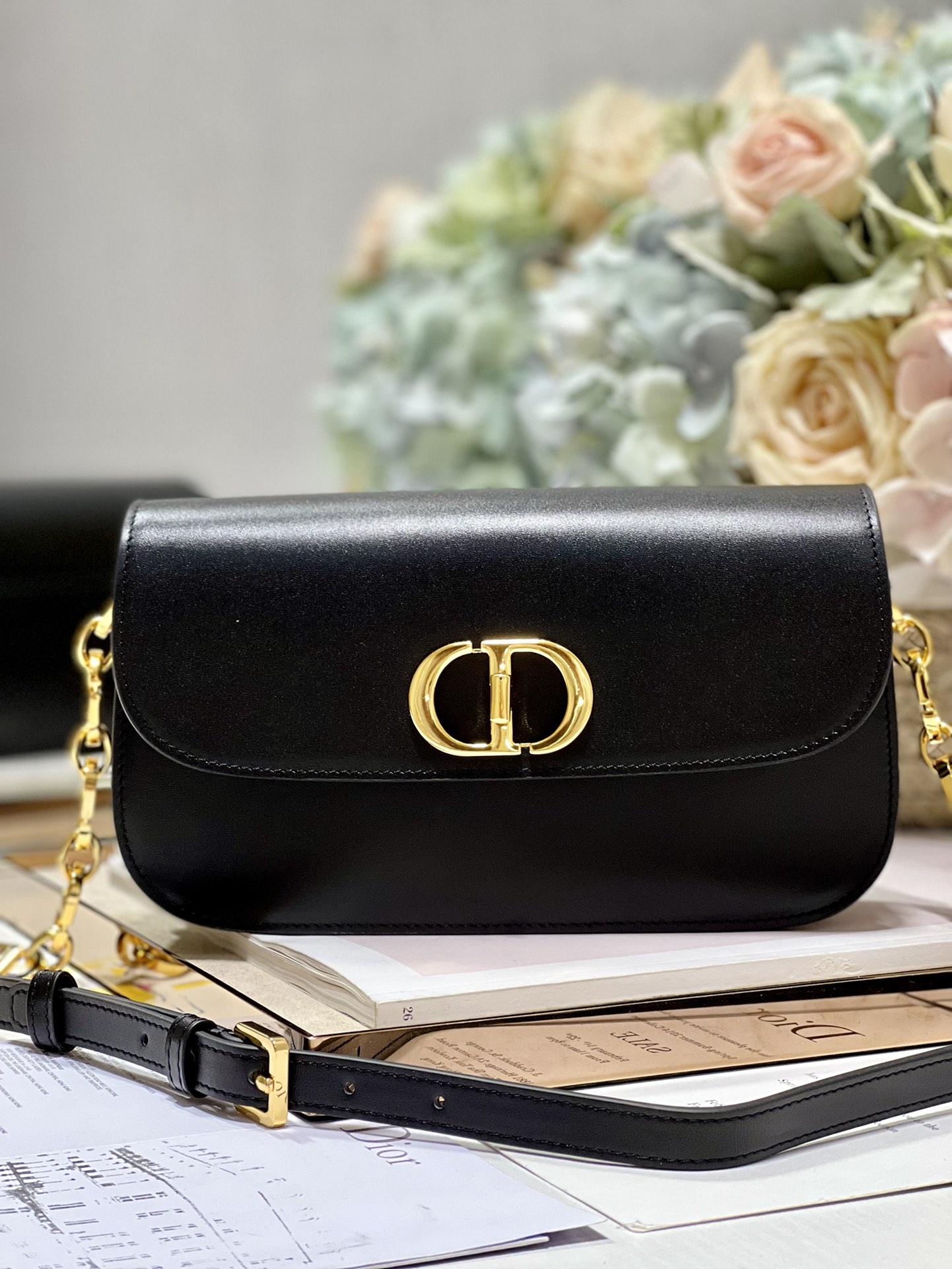 Christian Dior 30 Montaigne Avenue Bag Black For Women 9 in/ 22.5cm M9260UMOA_M9001:1High-quality replica