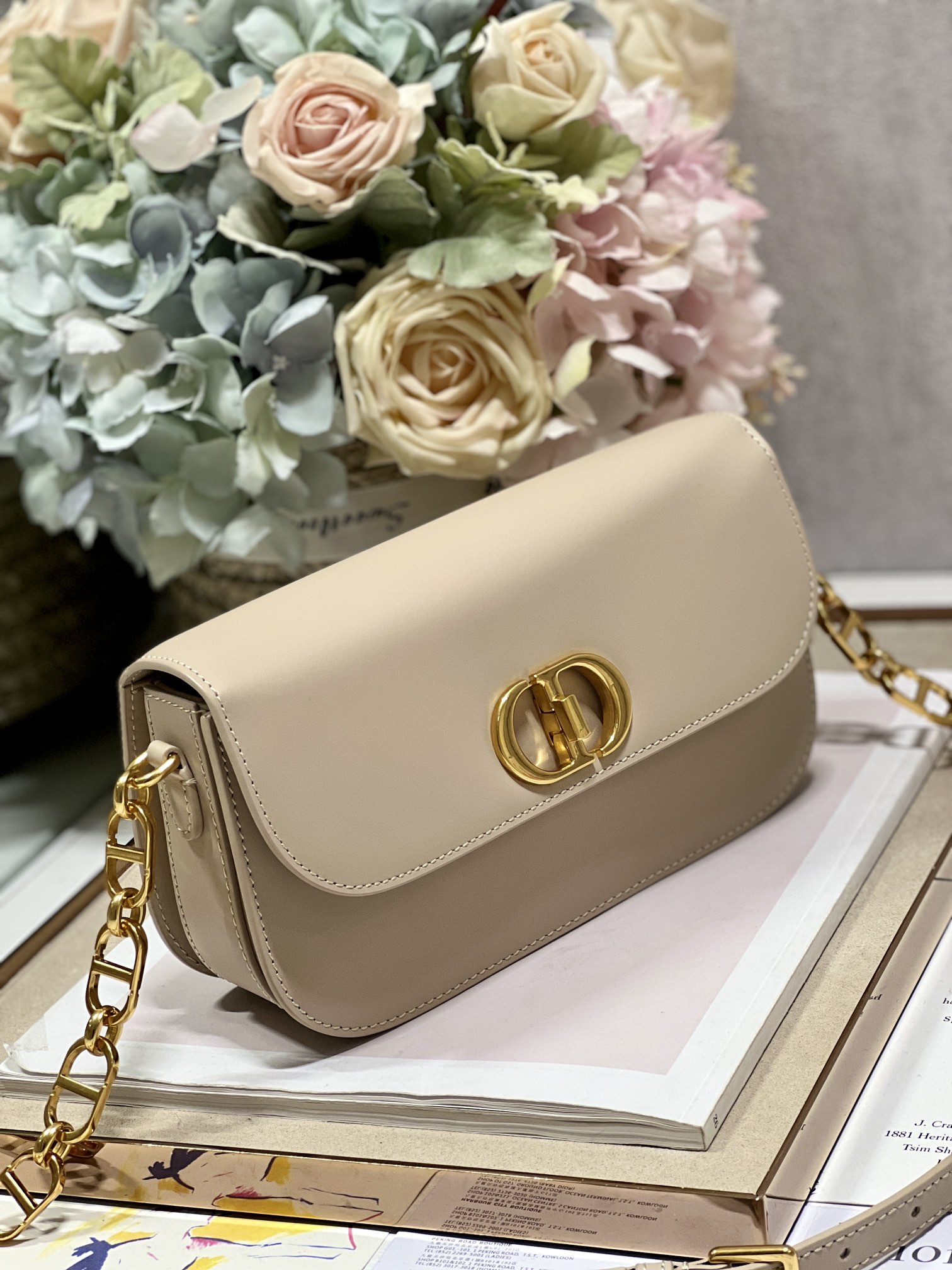 30 Montaigne Avenue Bag Black/White/Blue/Beige/Light Pink For Women 9 in/ 22.5cm M9260UMOA_M9001:1High-quality replica