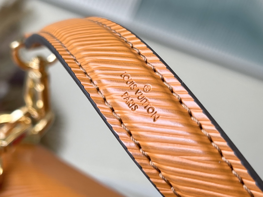 Louis Vuitton Twist MM M215551:1High-quality replica