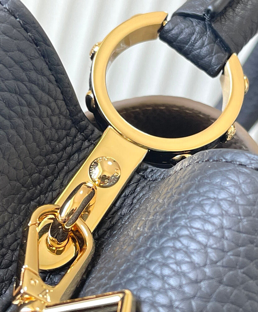 Louis Vuitton Capucines MM M22676 M230581:1High-quality replica