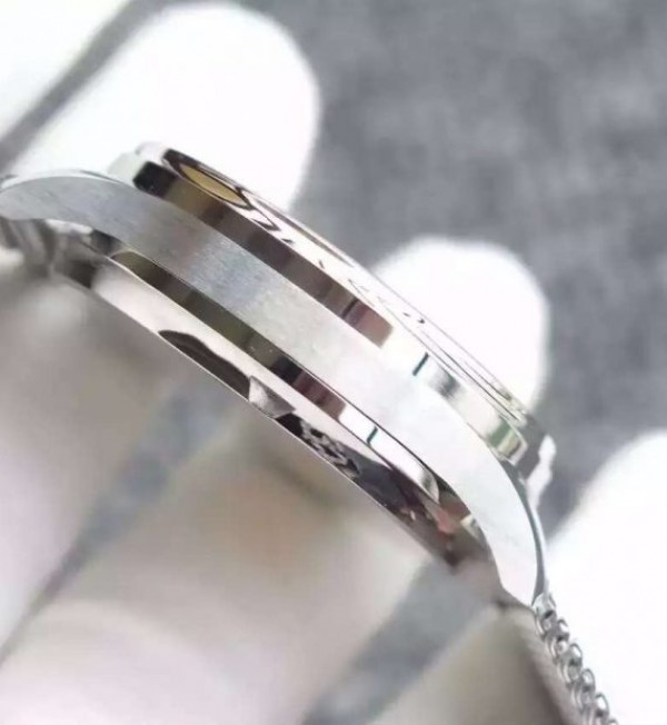 Replica IWC YL Portuguese IW5001 White Dial RG Markers - Top club
