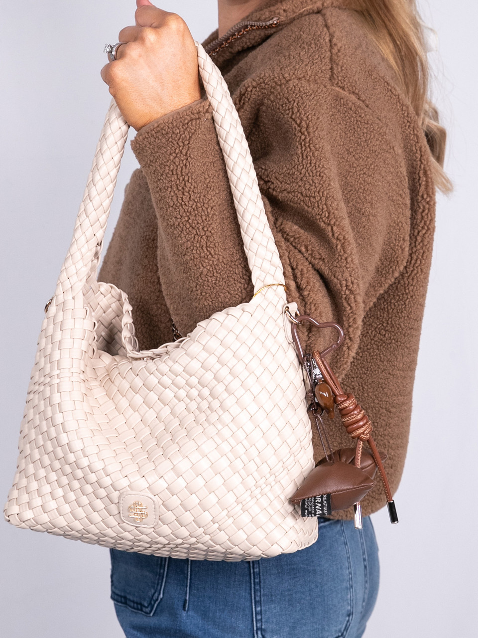 0225-BAG-CHARM-ROPE-BROWNBOW - Simply Southern Outlet