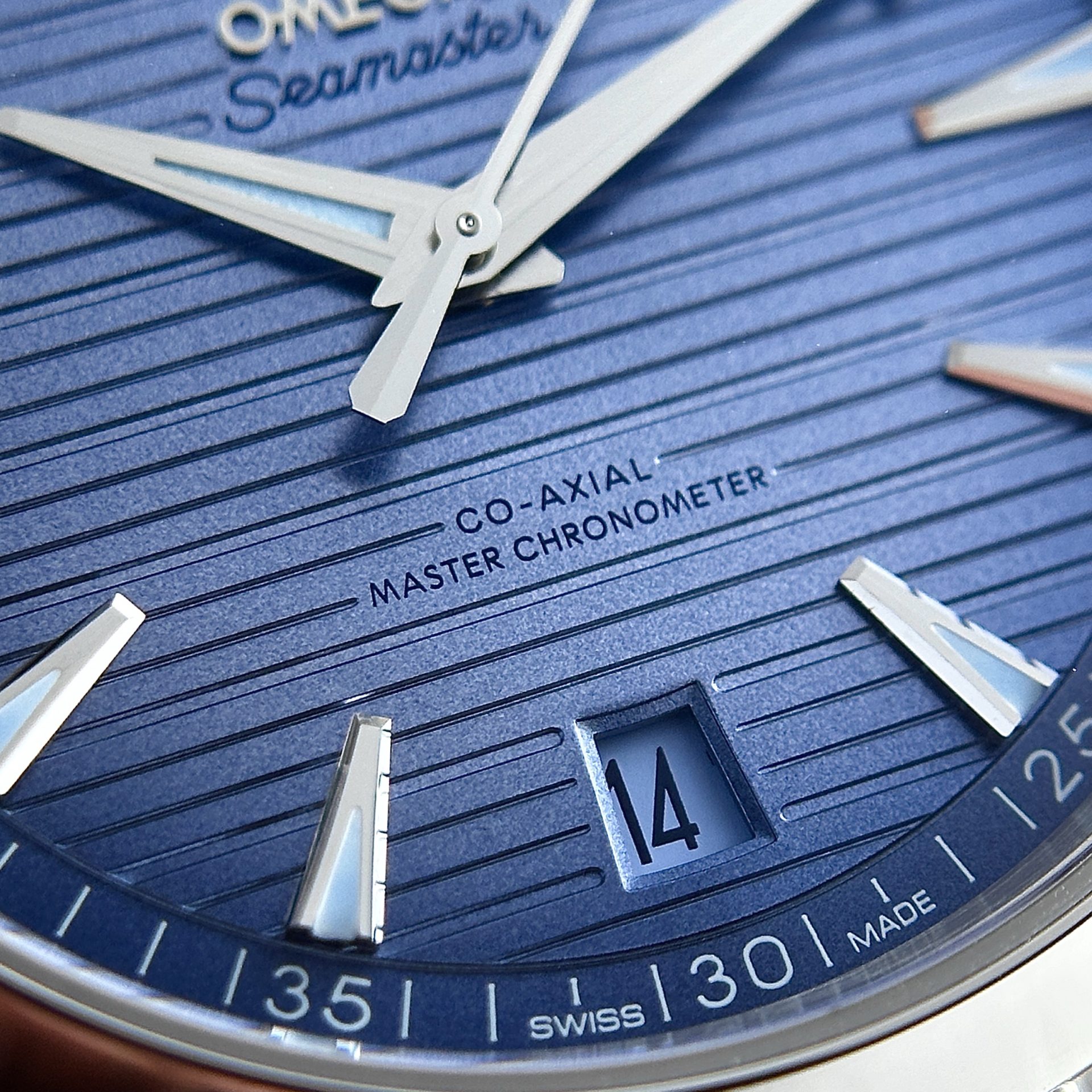 Omega Seamaster Summer Blue Dial Replica Watch VS Factory 41mm - Top club