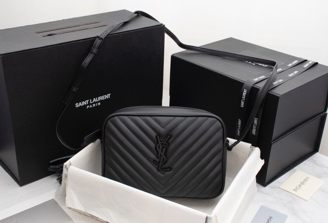 TO – Luxury Edition Bags SLY 1071:1High-quality replica