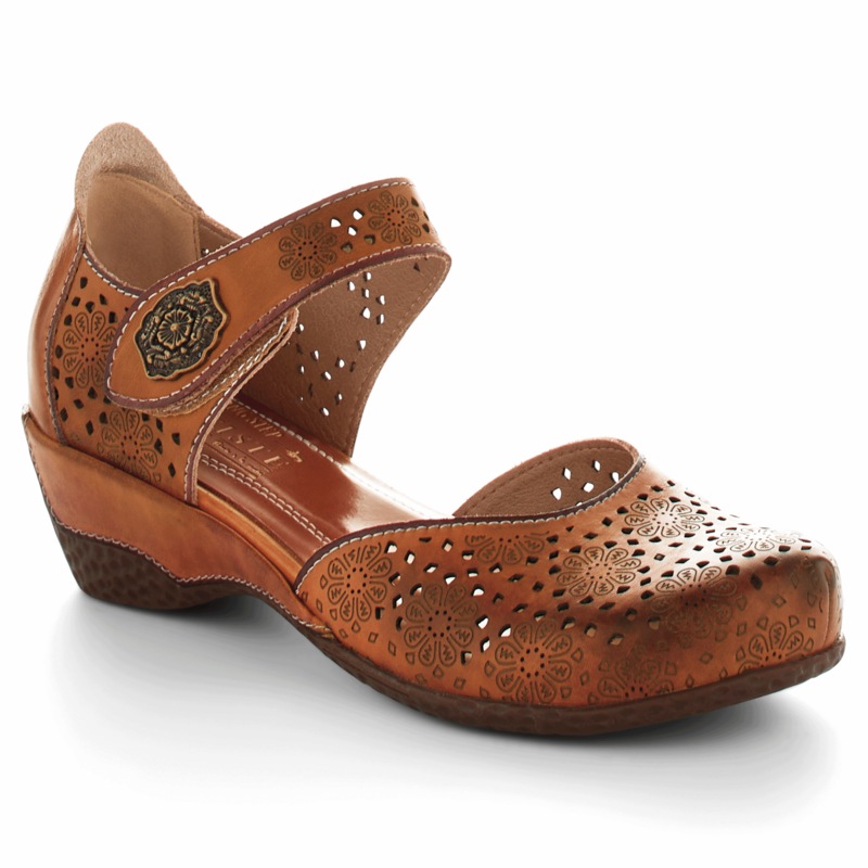 L'Artiste Americana Mary Jane by Spring Step - MIDNIGHT VELVET CATALOG