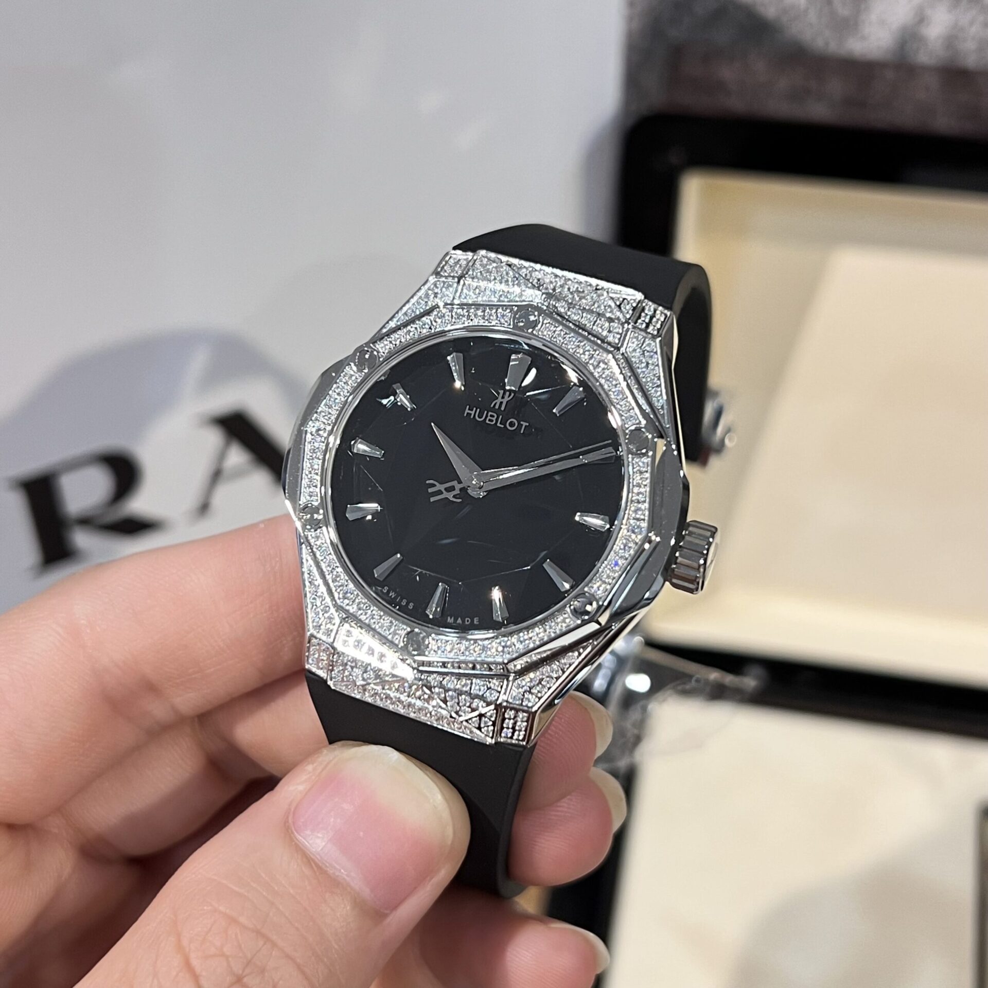 Hublot Replica Watch Orlinski Full Diamond Case Black Dial HBF 40mm - Top club