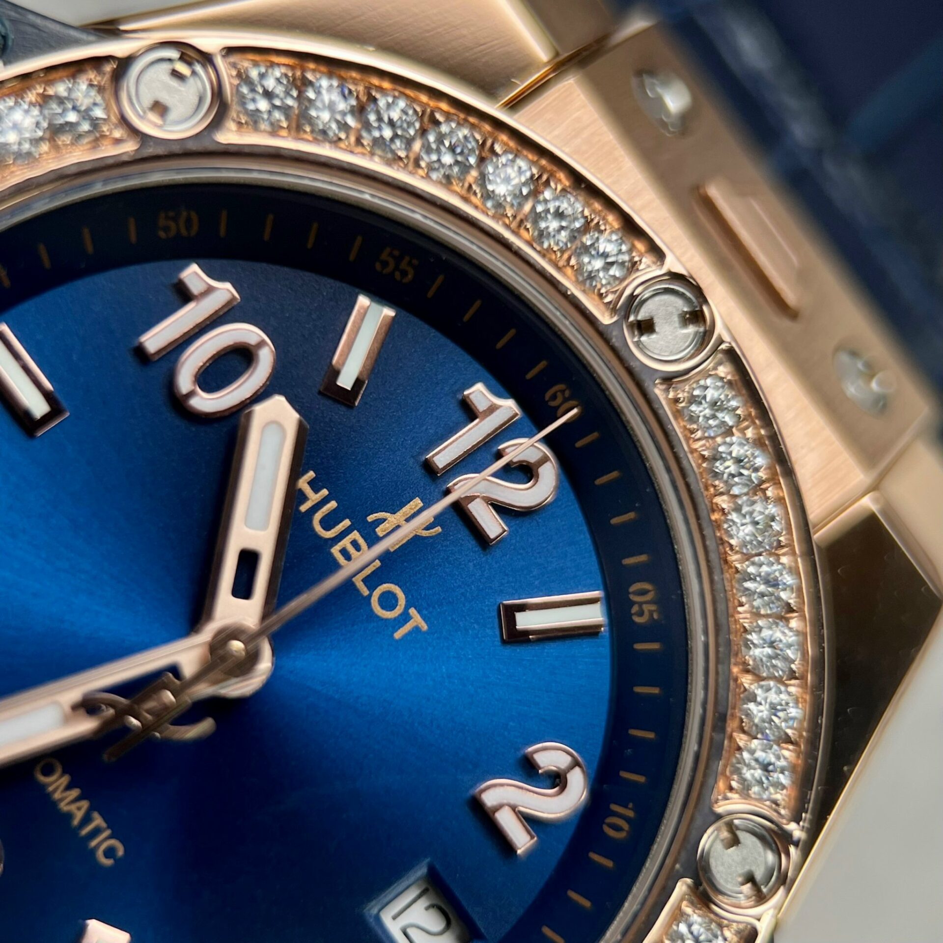 Hublot One Click King Gold Replica Watch With Blue Dial Moissanite 39mm - Top club