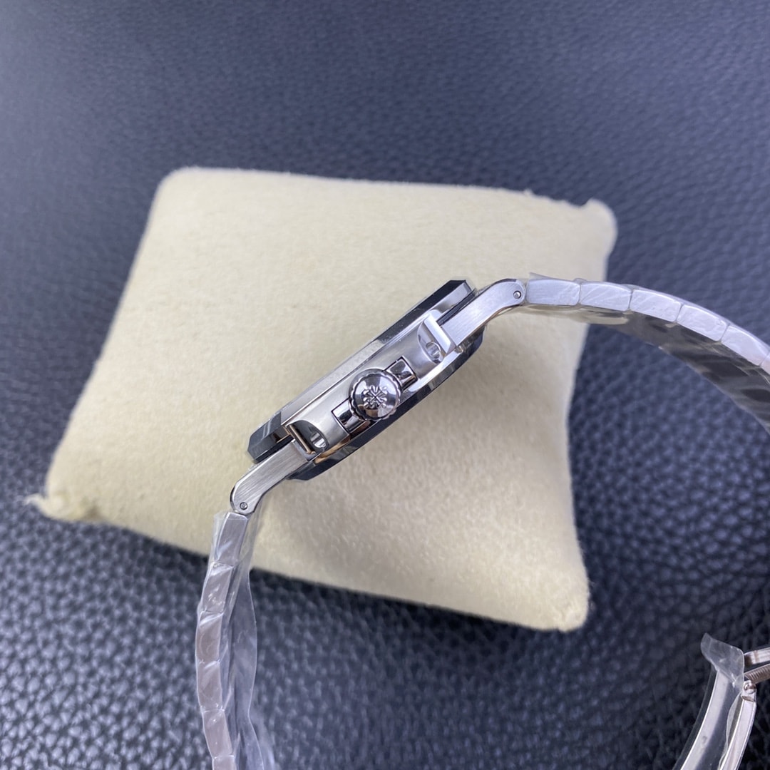 Fake diamond watch Patek Philippe Replica Nautilus Date Sweep Seconds White Gold/Diamonds Dial & Bezel 5719/10G-010 TWF(1:1 replica) - Top club