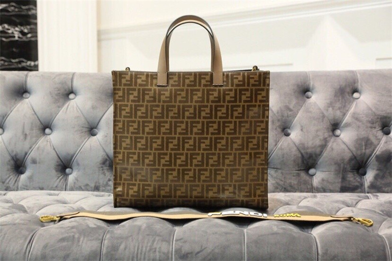 FENDI shopping logo bag - Replicaclubs