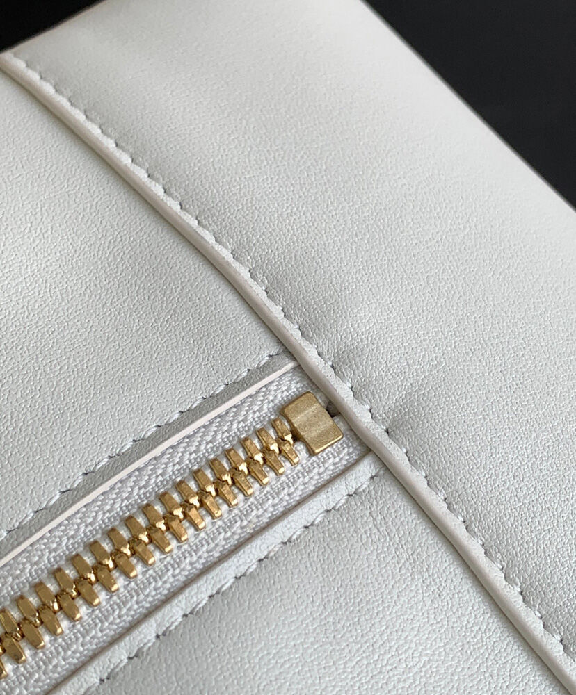 Celine Folded Cube Bag In Smooth Calfskin White1:1High-quality replica