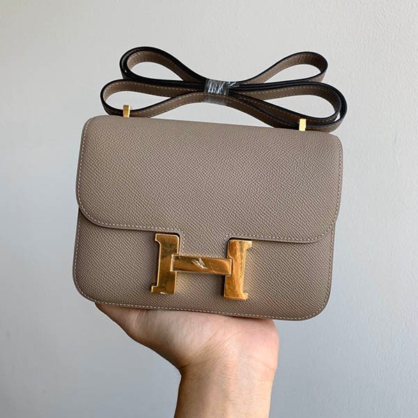 Hermès Constance Mini Replica – Gold Hardware1:1High-quality replica