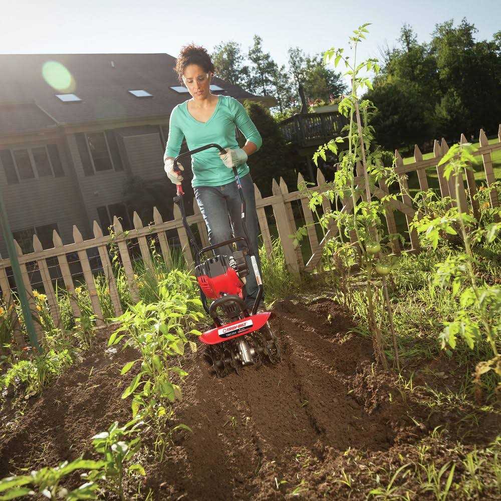 Troy-Bilt Gas 4-Cycle Garden Cultivator 30cc - TBC304 - Image 5 Troy-Bilt Gas 4-Cycle Garden Cultivator 30cc - TBC304 - Image 5