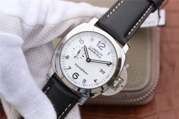 Replica Panerai PAM499 VSF Black Leather Strap P.9000 Super Clone - Elite Watch Atelier