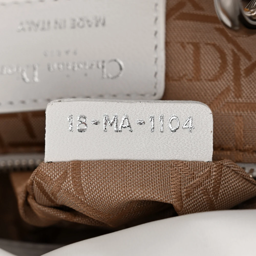 High-Quality Replica Handbags That Look Real1:1High-quality replica