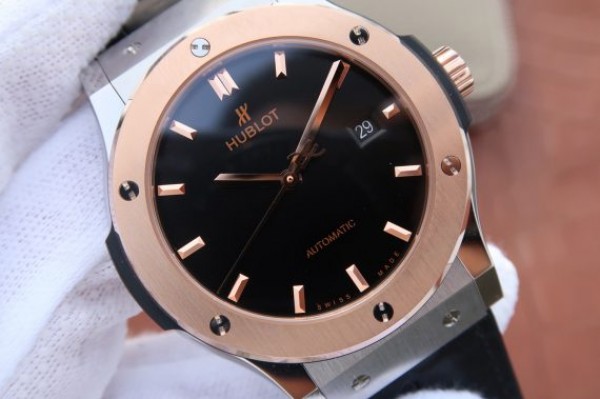 Replica Hublot Classic Fusion 42mm RG JJF Black Dial Gray Gummy Strap A2892 - Elite Watch Atelier
