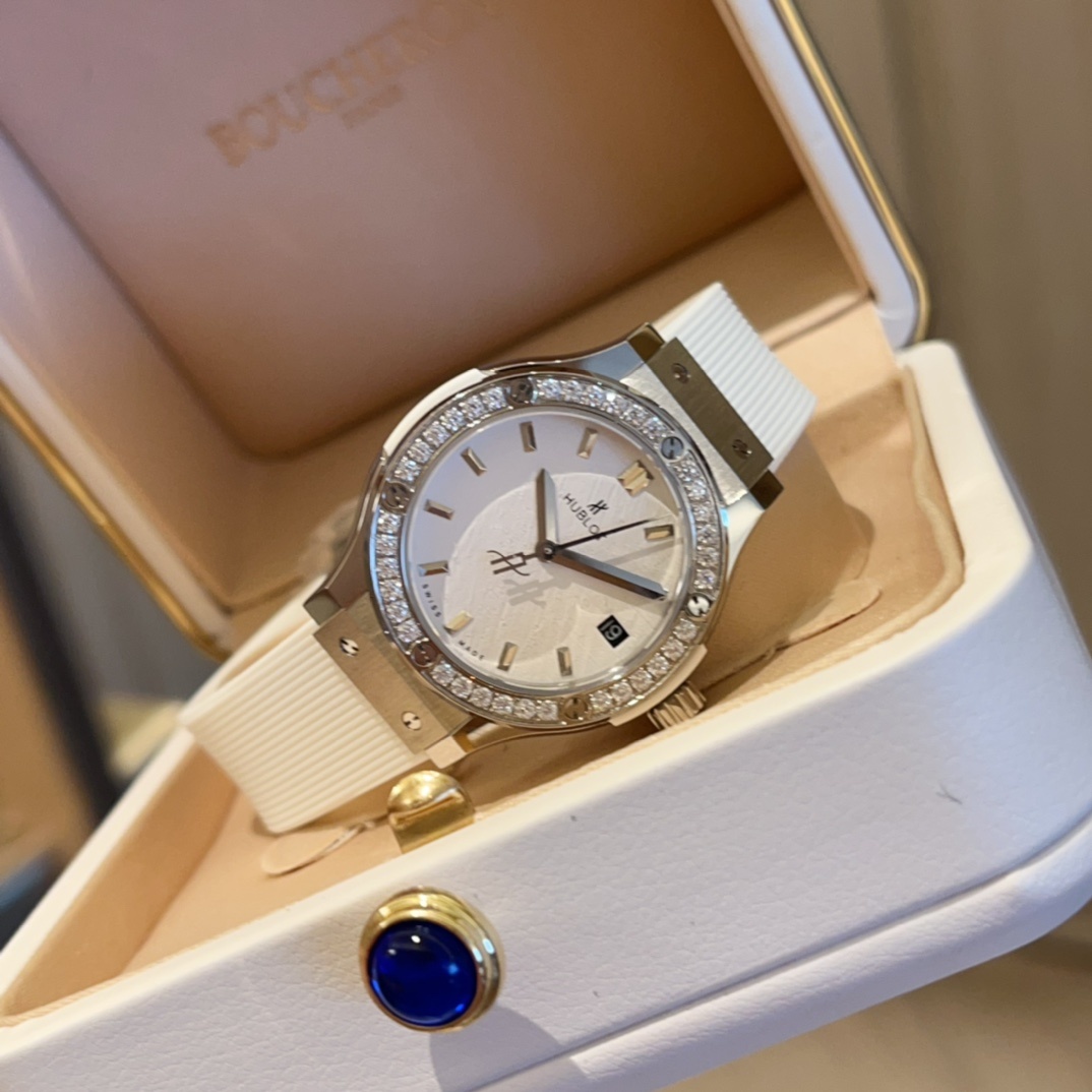 Hublot Classic 33mm High-End Women's Watch(1:1 replica) - Top club