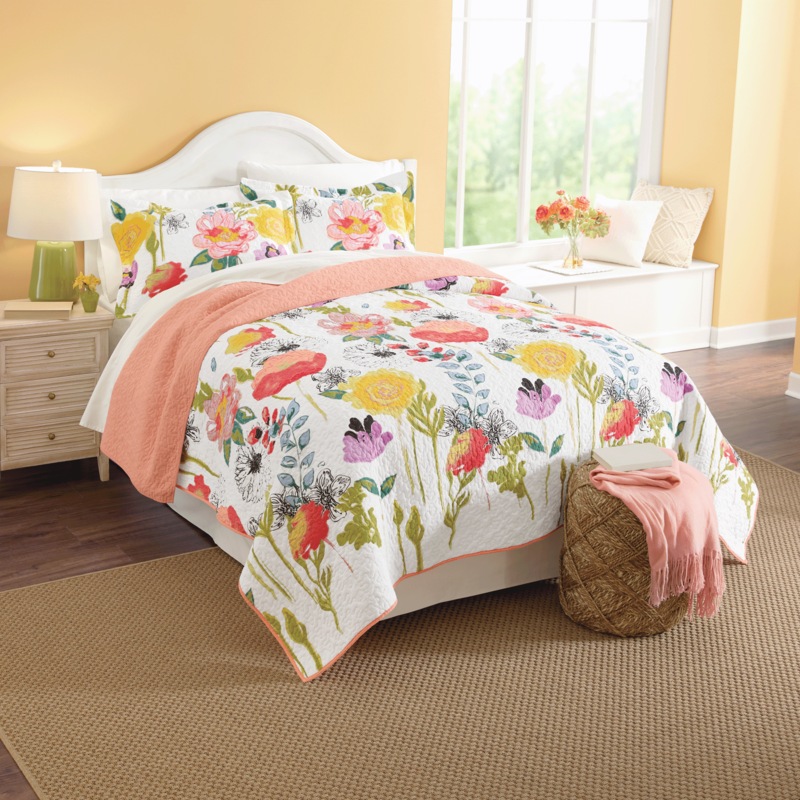 Watercolor Dreams 3-Piece Quilt Set - MIDNIGHT VELVET CATALOG