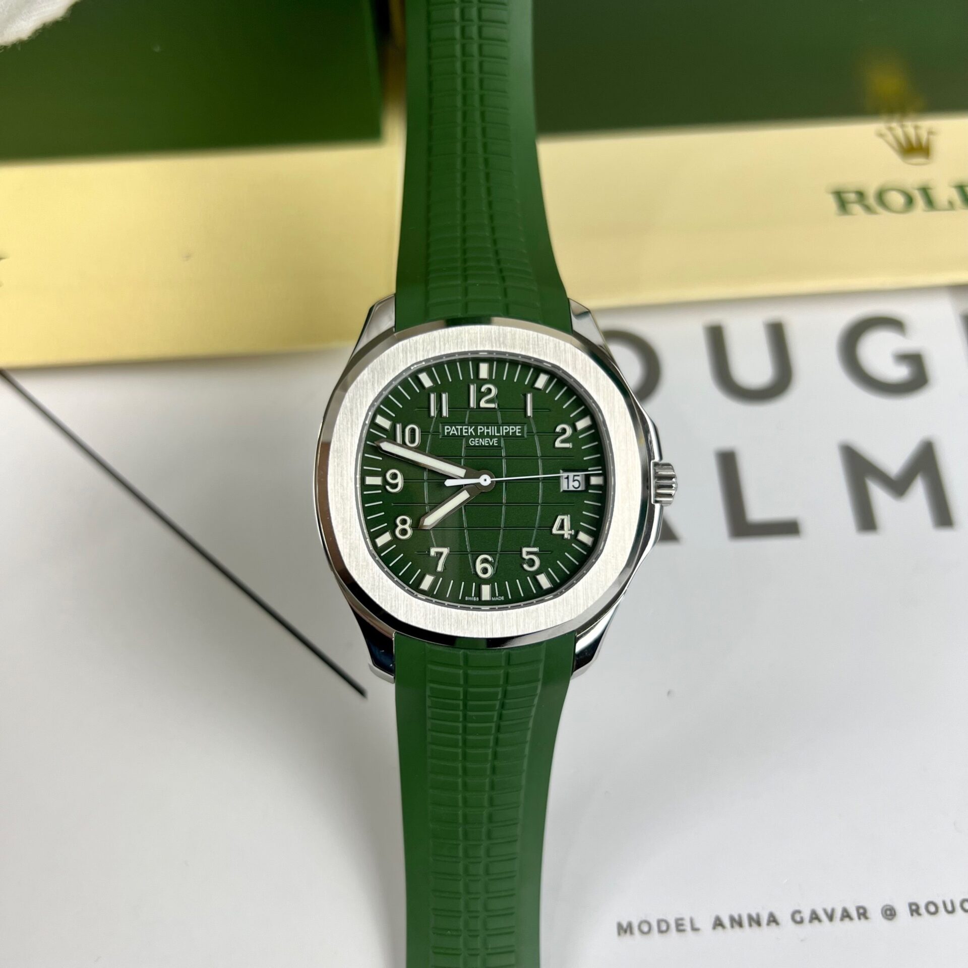 Patek Philippe Aquanaut 5168G Replica 1:1 Watch Green 42.2mm - Elite Watch Atelier