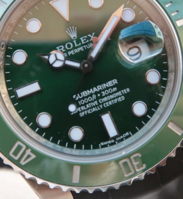 Replica Rolex Submariner 116610 LV Green Ceramic Noob V7 Black Rubber Strap A3135 - Top club