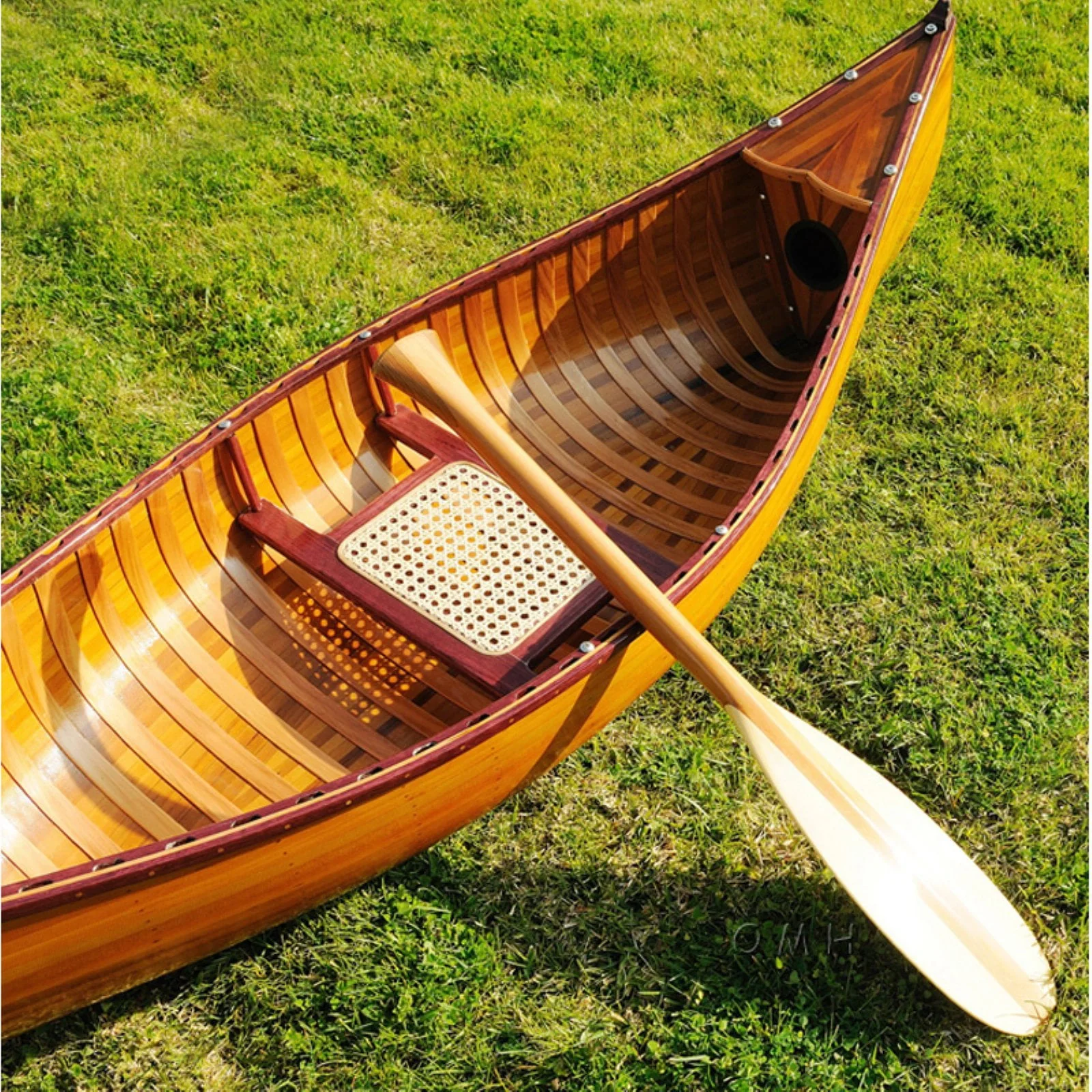 6 feet canoe with ribs - Image 10