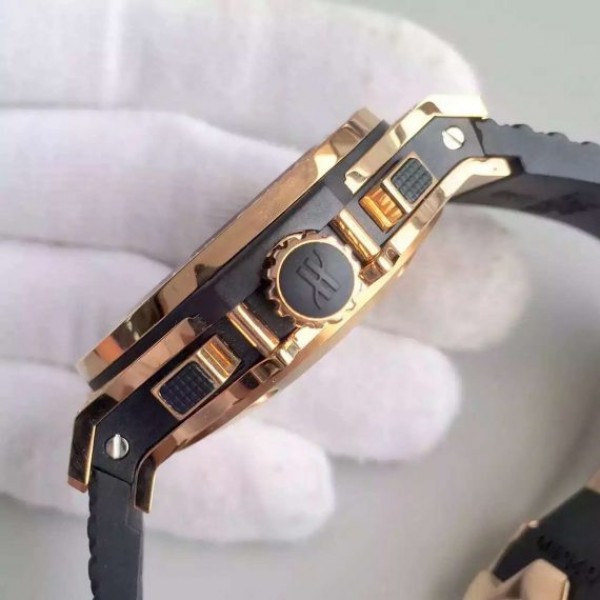 Replica Hublot Big Bang Gold Full Pave Chrono RG Diamonds Dial Black Rubber Strap A7750 - Top club