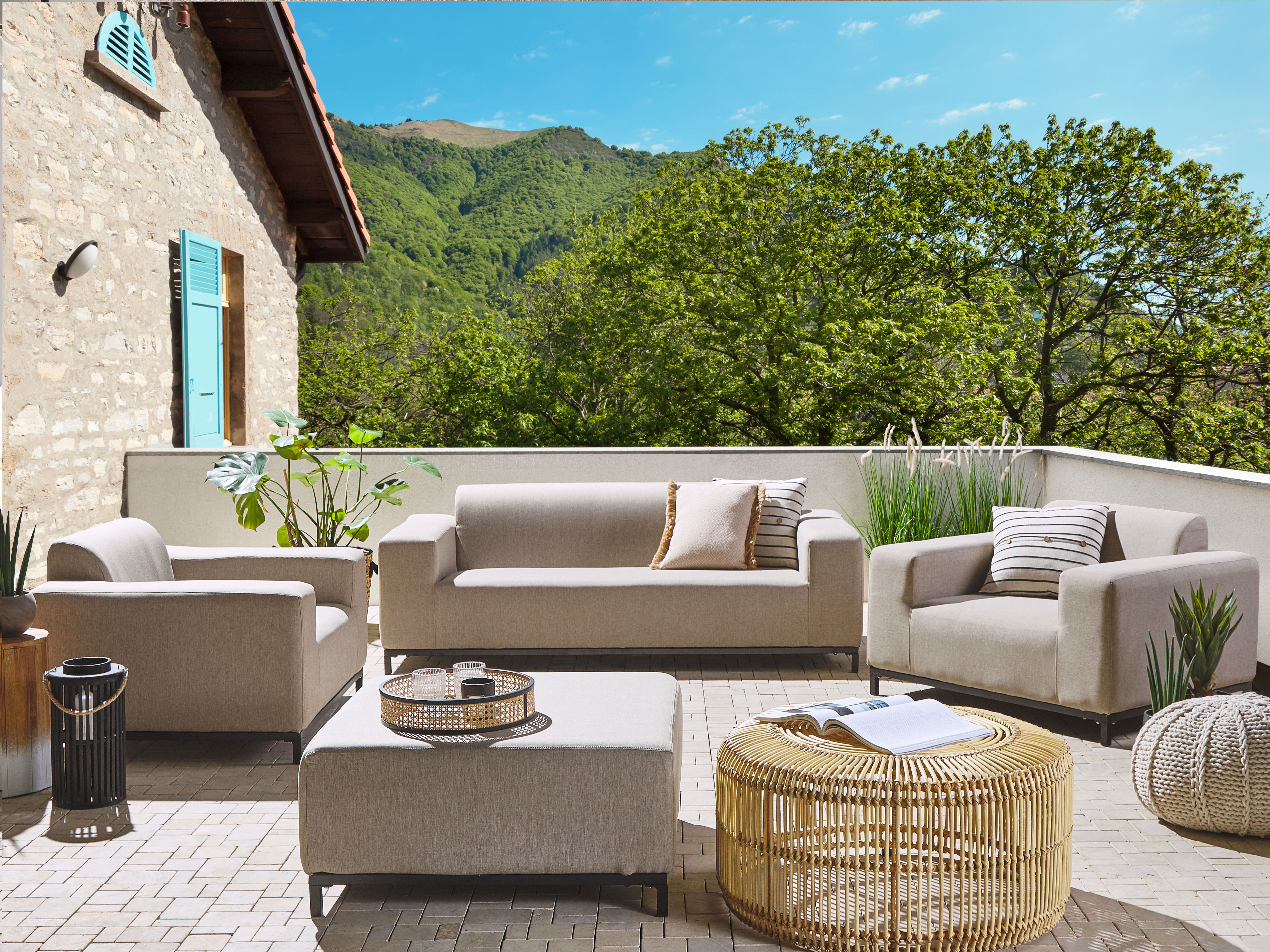 Garden Lounge Set with Table 5 Seater ROVIGO Beige
