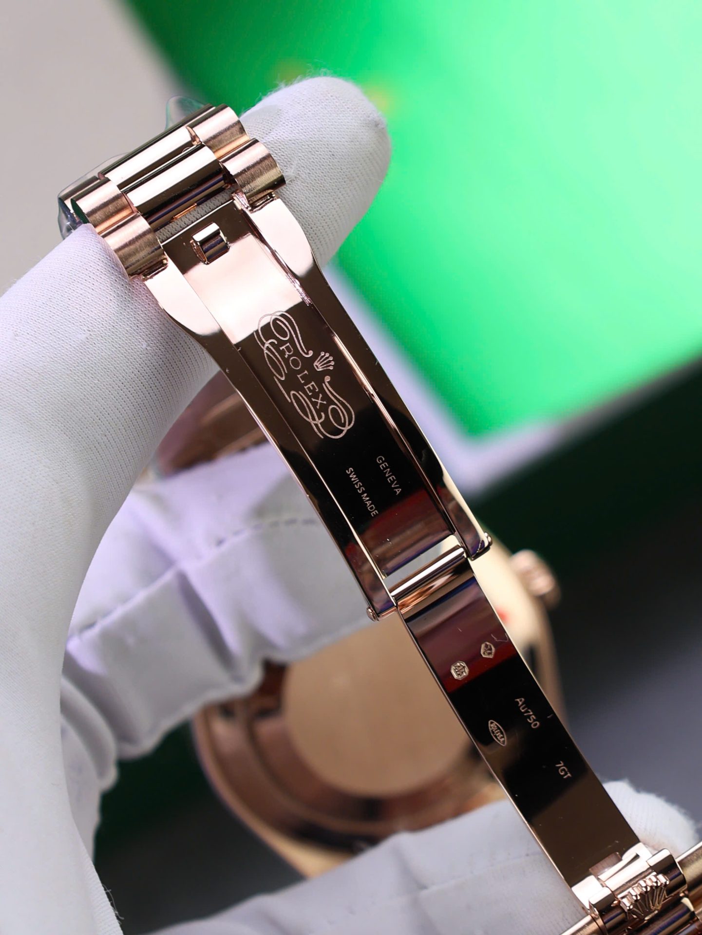 Rolex Day-Date Green Dial Replica Watch Gold Wrapped Weight 186Gram QF 40mm - Top club