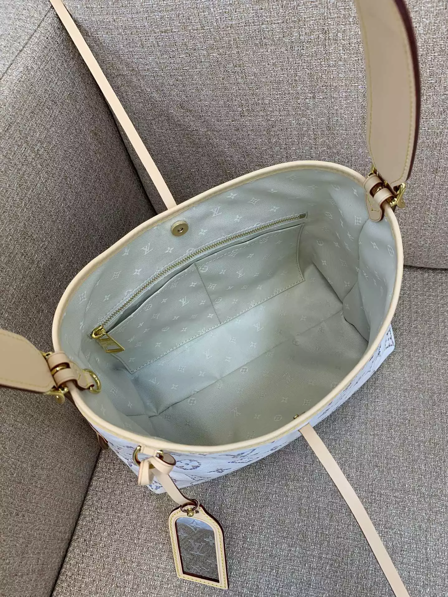 CarryAll PM Multicolor Beige Monogram Jacquard Fabric1:1High-quality replica