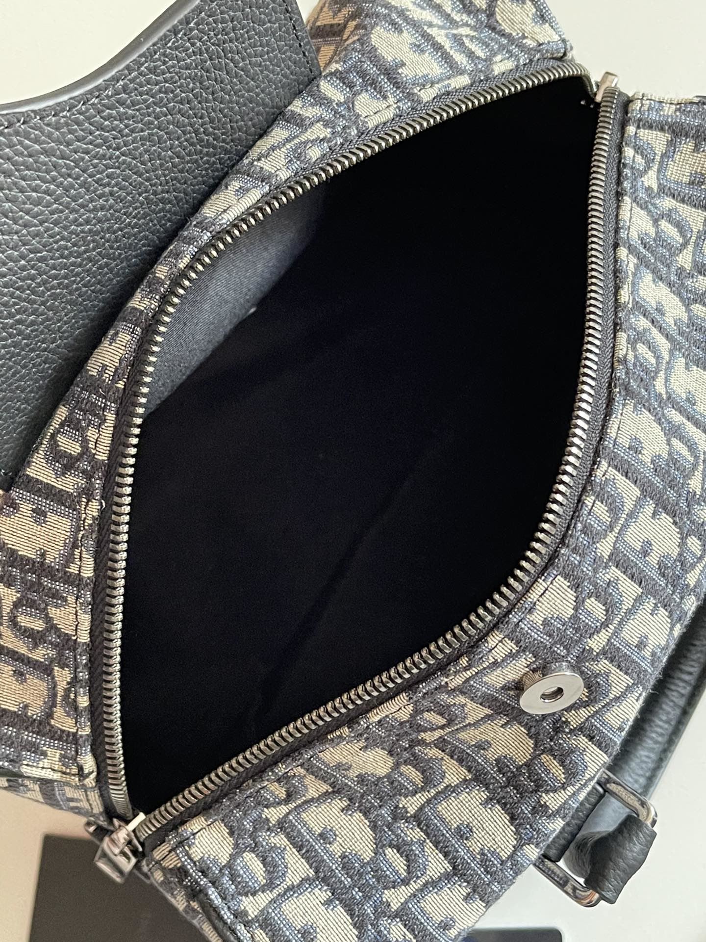 Dior Lingot 26 Bag Black For Women‎ 10 in/26cm CD 1ADDU114YKY_H27E1:1High-quality replica