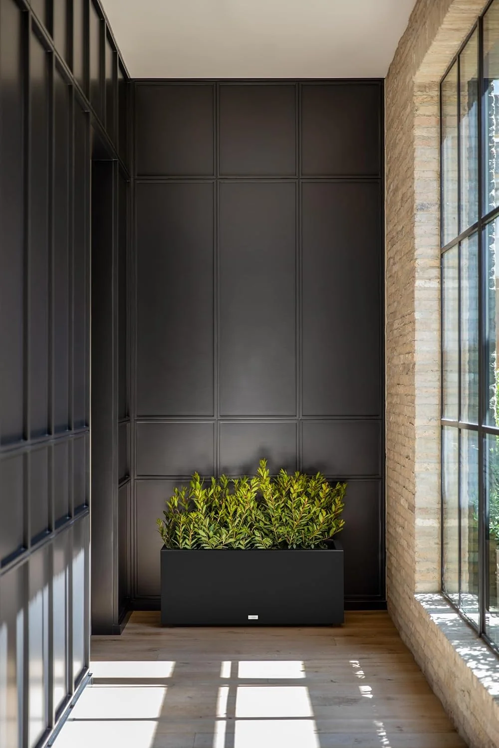 Veradek Rectangular Planter, Large, 16 in x 15 in x 38 in - Block Series Long Box - Image 5 Veradek Rectangular Planter, Large, 16 in x 15 in x 38 in - Block Series Long Box - Image 5