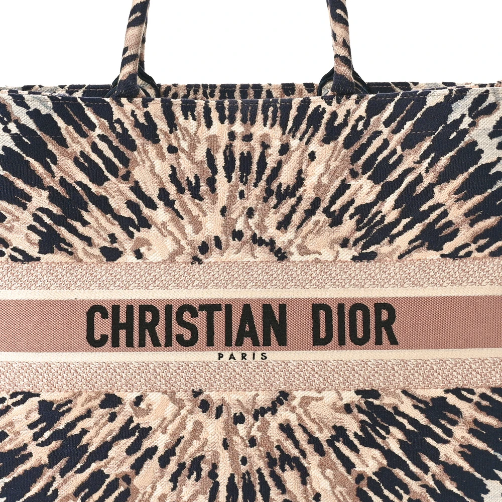 Dior Tie Dye Replica Tote – Mirror Quality & Stunning Design1:1High-quality replica