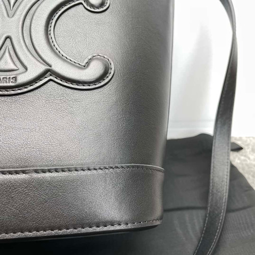 Celine CUIR TRIOMPHE small smooth cowhide bucket bag black