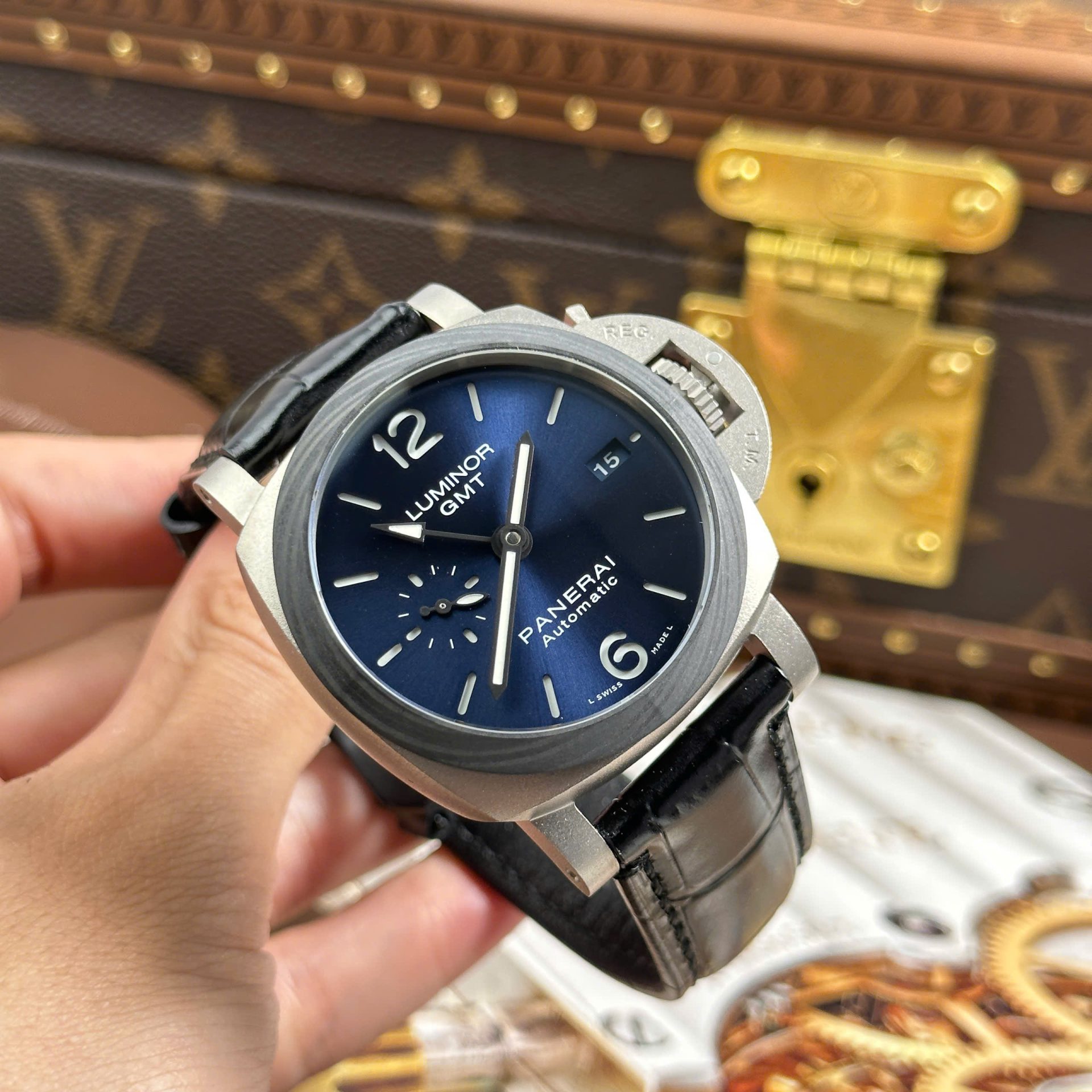 Panerai Luminor GMT PAM1279 Replica Watches Automatic Movement Leather Strap VS Factory 42mm - Top club