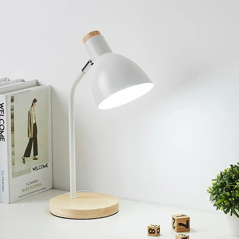 RusticElegance | Creatieve Houten Tafellamp