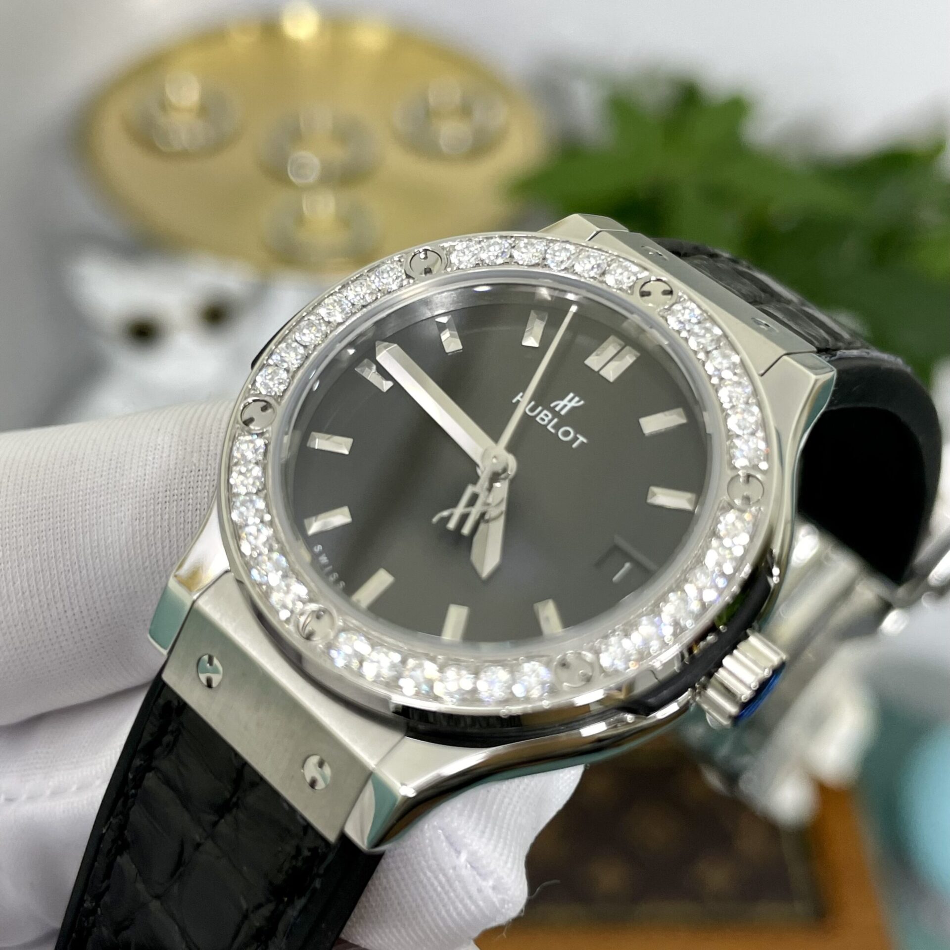 Hublot Replica Watch Classic Fusion Custom Moissanite Diamonds Black Dial 33mm - Top club