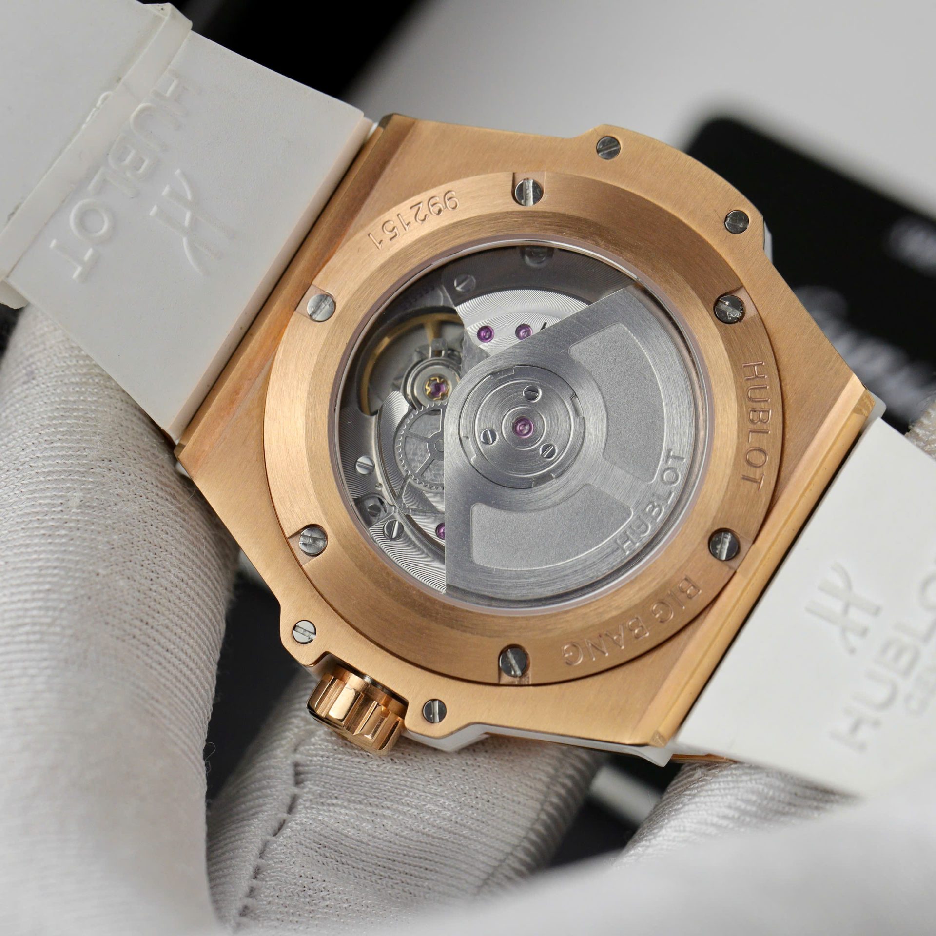 Hublot Big Bang One Click King Gold Custom Moissanite Diamonds Hong Kong 39mm - Top club