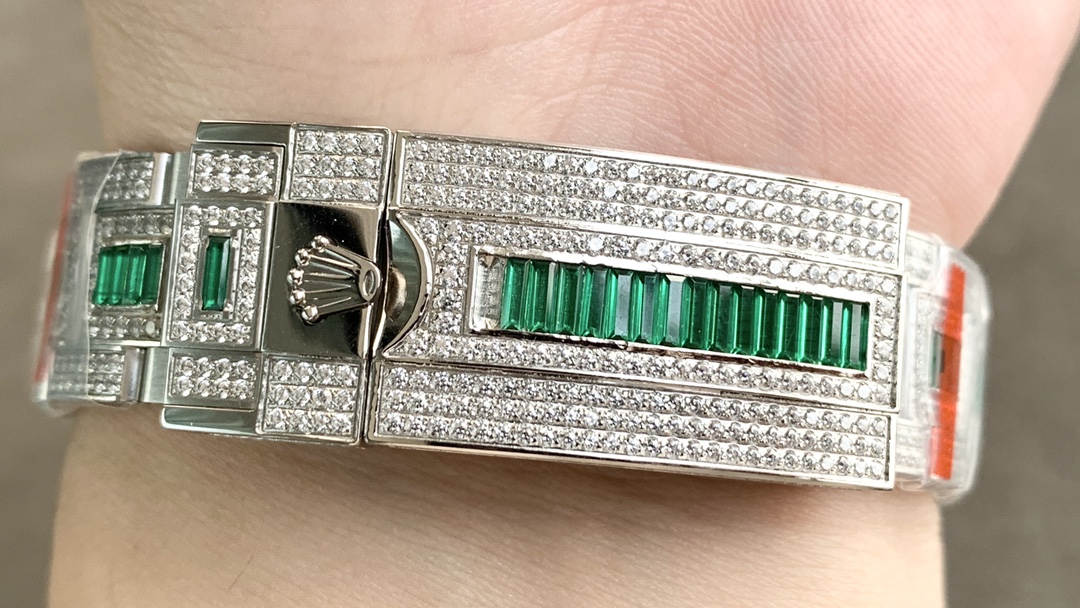 Rolex Submariner Special Edition with diamonds - Green iridescent diamonds - All diamonds - 40 mm(1:1 replica) - Elite Watch Atelier