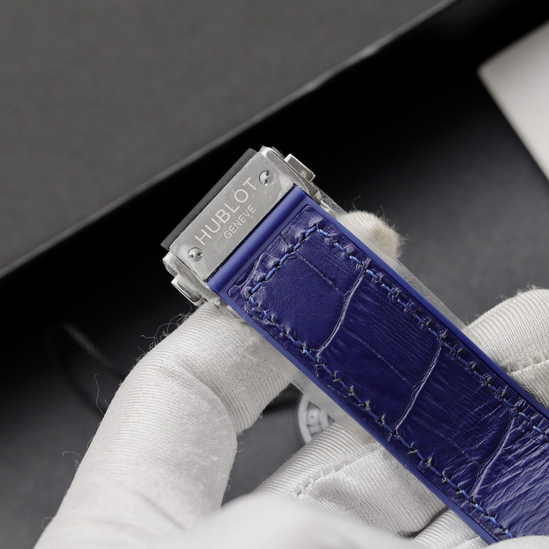 Hublot Fake Watch Big Bang Chronograph Blue Custom Moissanite Diamonds 44mm - Top club