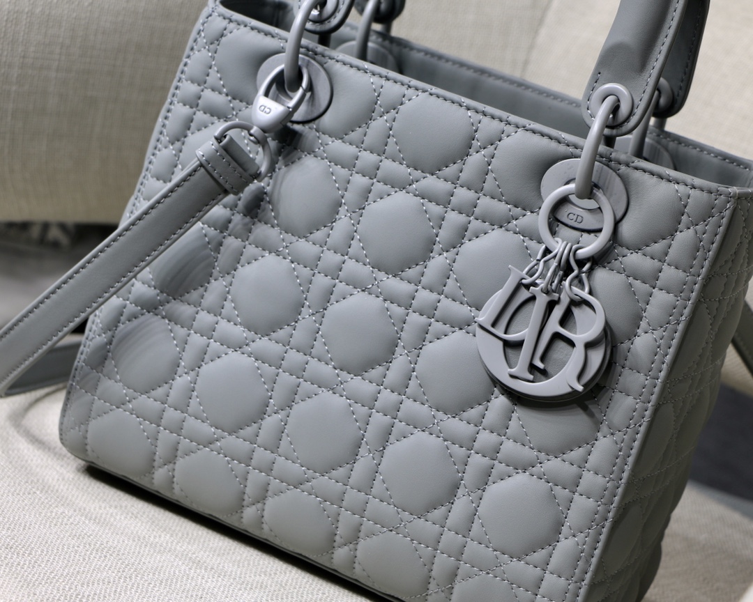 Medium Lady Bag  Black/White/Beige/Grey For Women 9.5in/24cm M0565ONGE_M9001:1High-quality replica