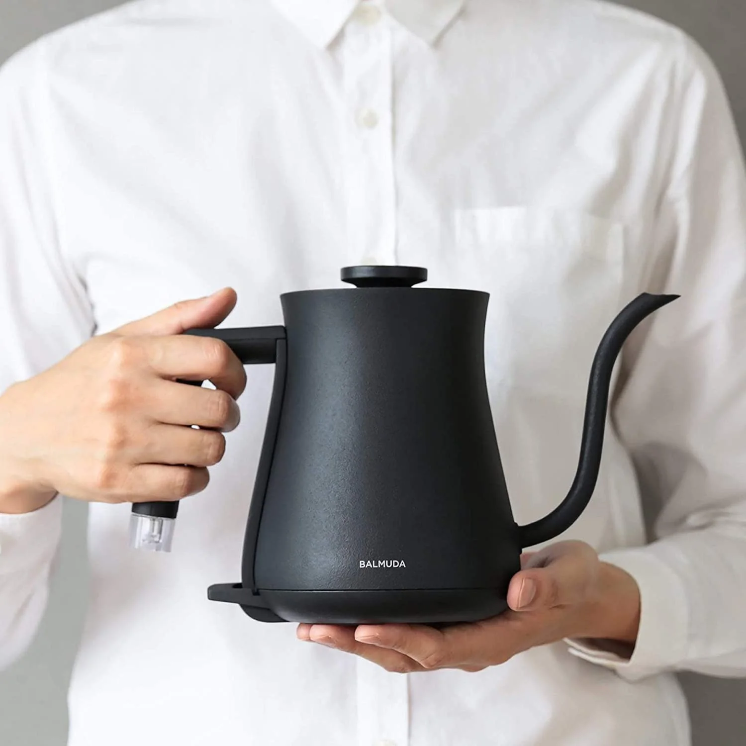 BALMUDA The Kettle | Electric Gooseneck Kettle | Lightweight | Stainless Steel | 0.6L (20fl oz) Capacity | Neon Light Indicator | Perfect for Tea and Coffee | US Version | Black - Image 9