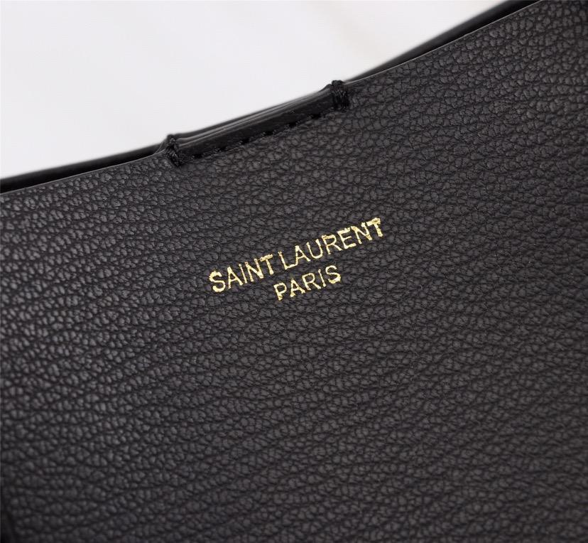 TO – Luxury Edition Bags SLY 1291:1High-quality replica