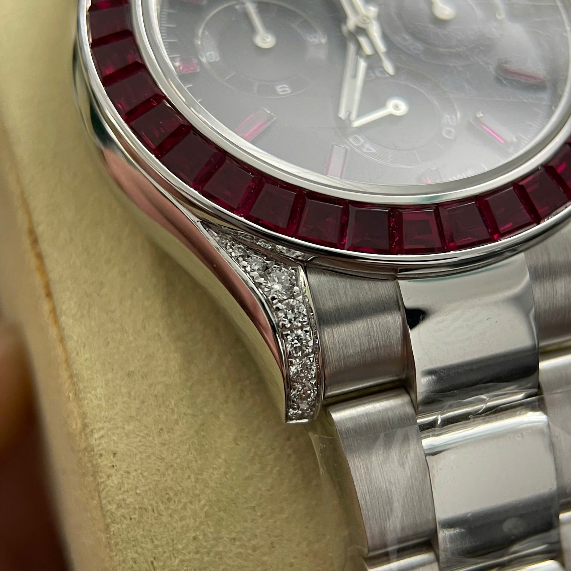 Rolex Daytona 126599TRU Replica Watch 18K Solid Gold + Natural Ruby + Natural Diamonds Custom 40mm - Elite Watch Atelier