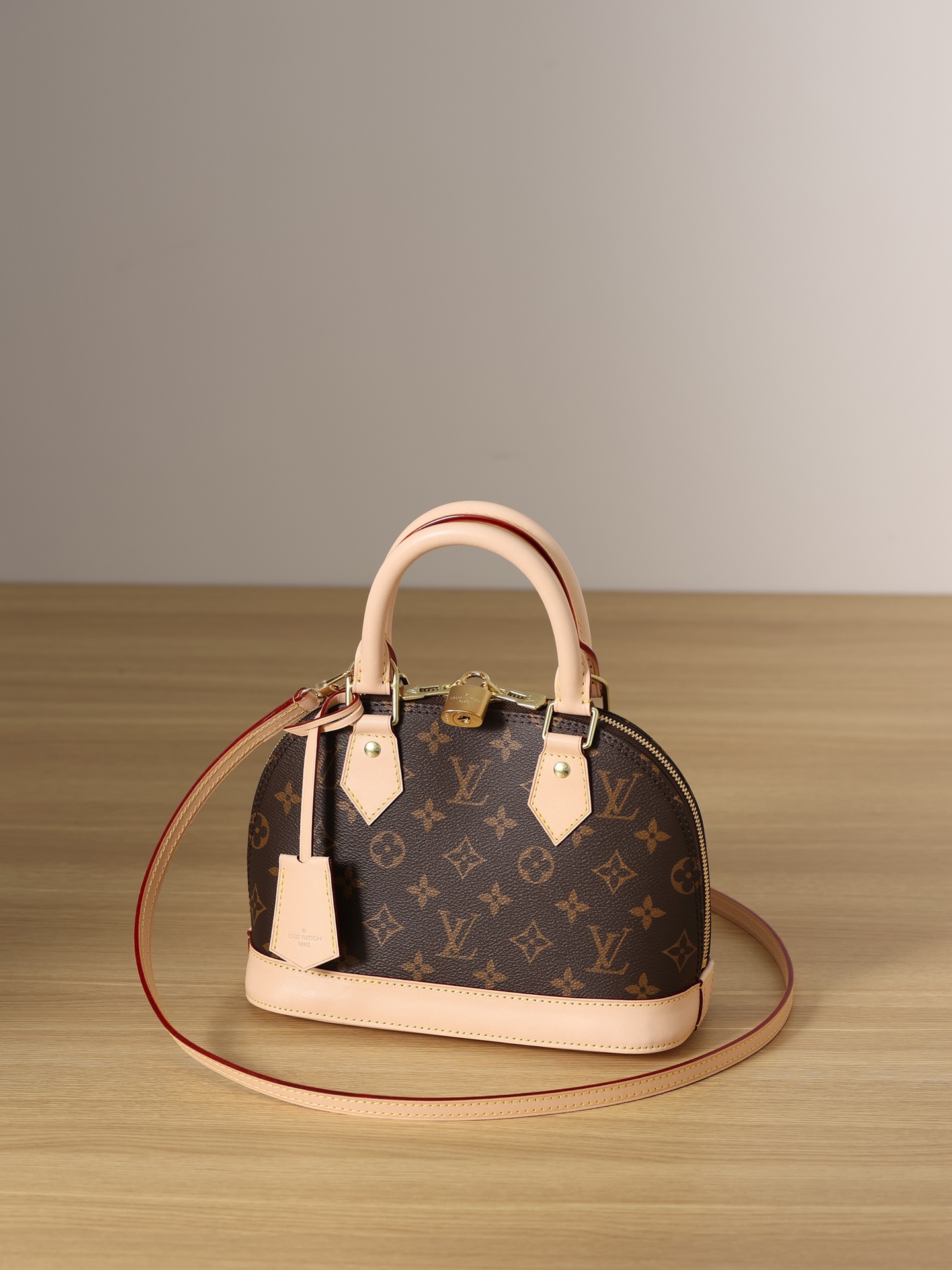 Louis Vuitton LV Alma BB1:1High-quality replica