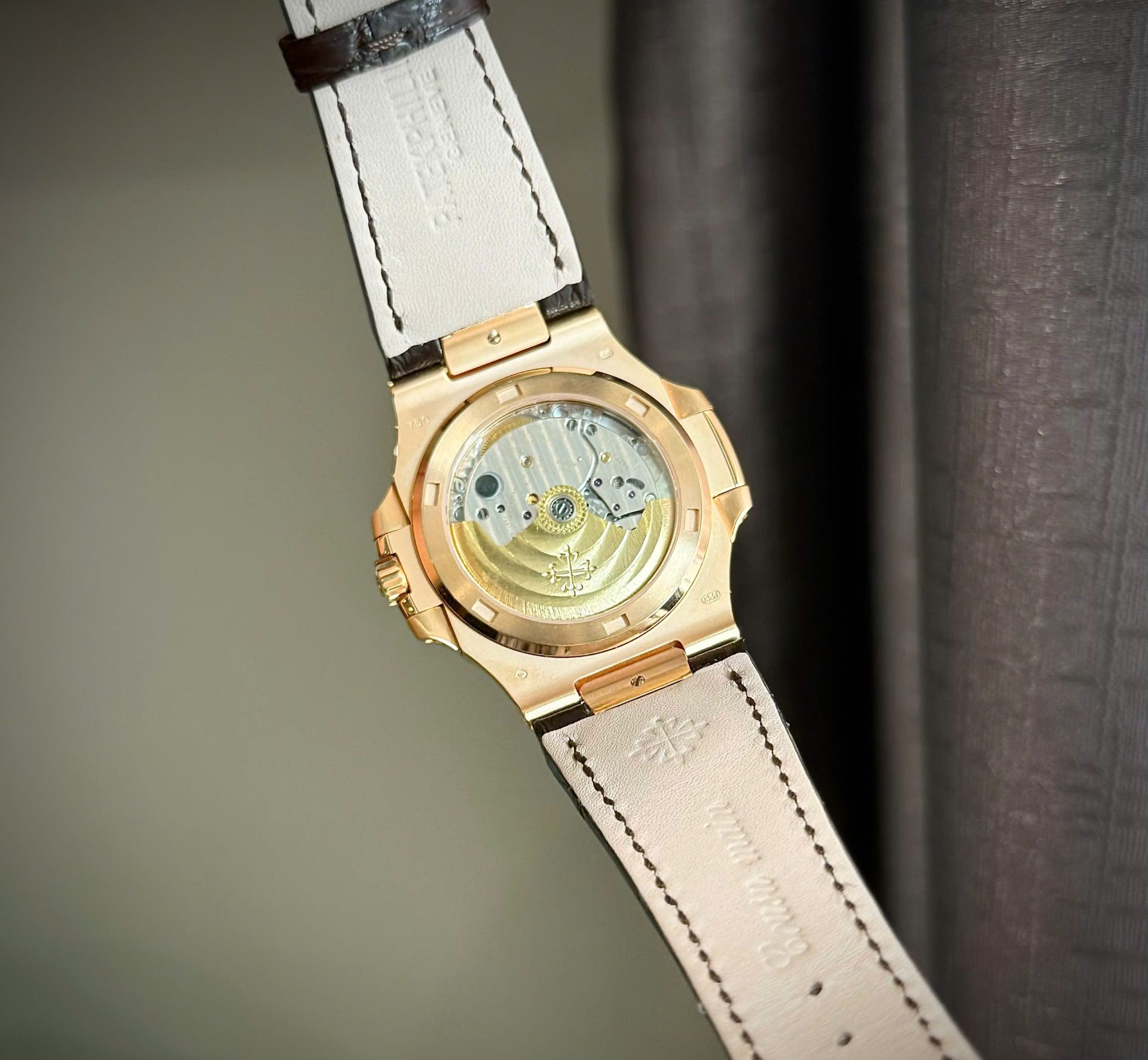 Patek Philippe Nautilus 5711 Dial Gray Copies Watch Gold Wrapped 3K Factory 40mm - Top club