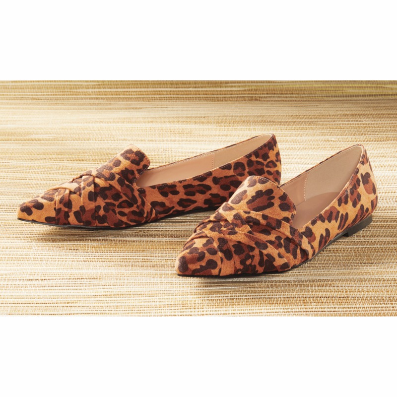 Classique Leopard Flat - MIDNIGHT VELVET CATALOG
