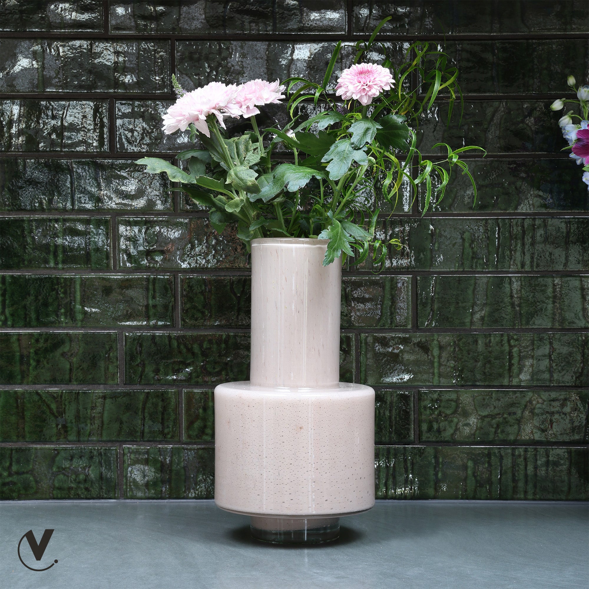 Vase The World Volta Elite ivory Ø19 x H36 cm