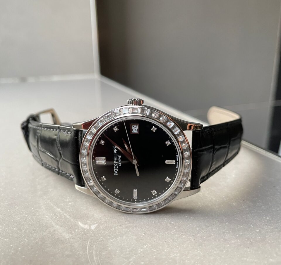 Replica PATEK PHILIPPE Calatrava ZF 5298p Date Sweep Seconds in Diamond Bezel Black Dial ZF factory - Top club