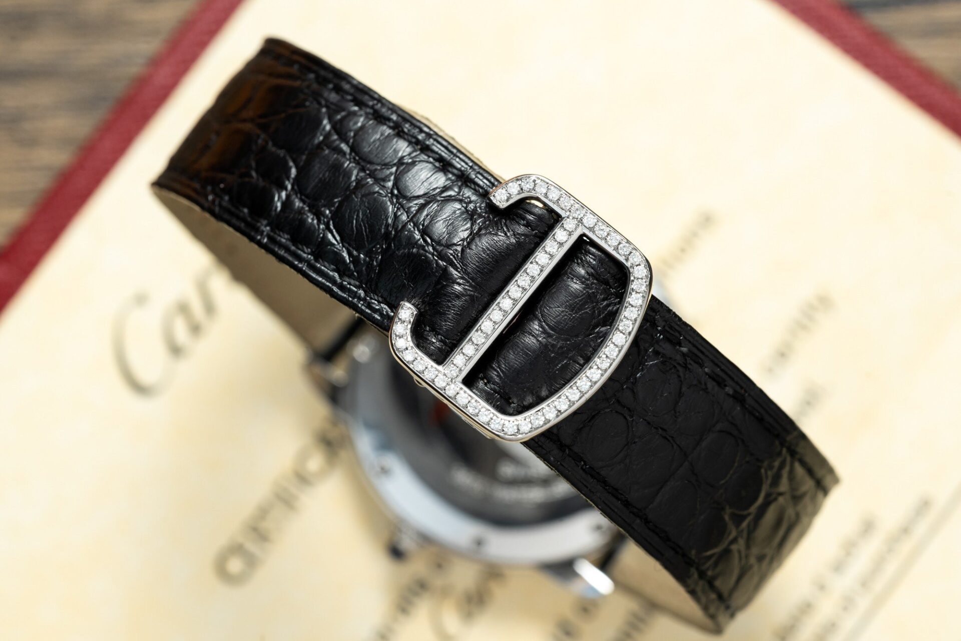 Cartier Ronde Natural Diamond Replica 1:1 Watch For Women 36mm - Top club