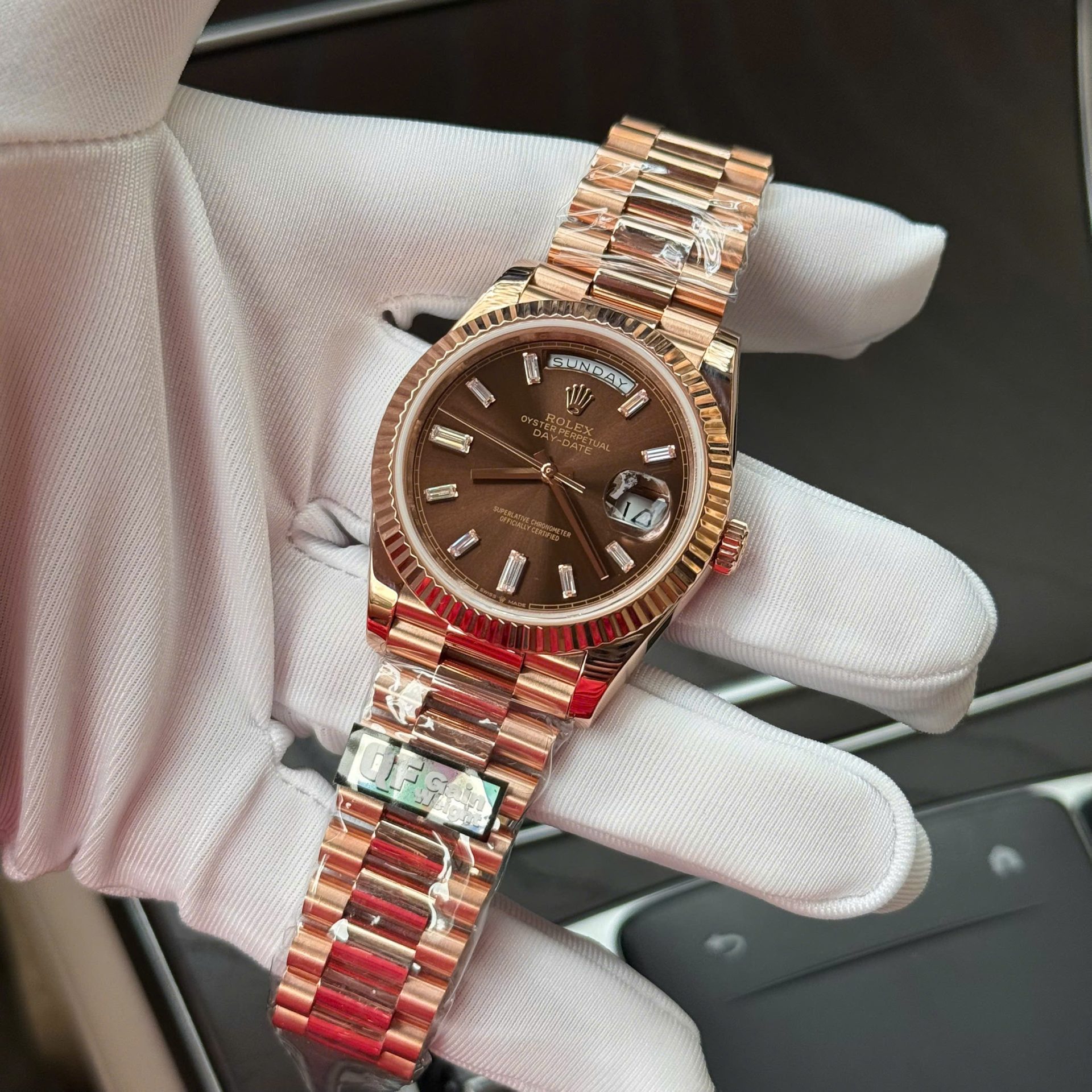 Rolex Day-Date Dial Chocolate Copies Watch 18K Gold Wrapped Weight 186Gram QF 40mm - Top club
