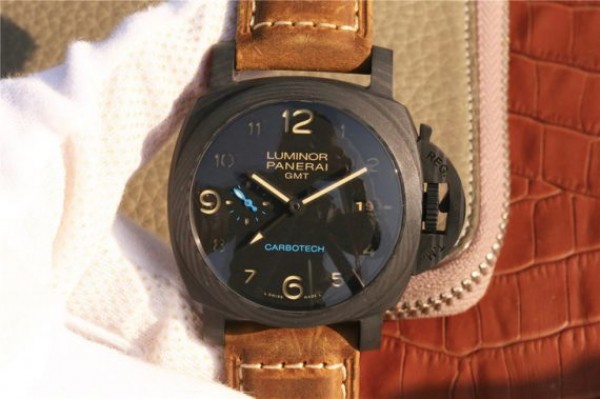 Replica Panerai PAM441 Carbotech Case VSF Brown Asso Strap P.9001 - Top club